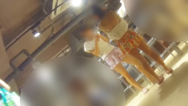 幻 プール編 Vol.050 プリっとしたお尻にマンチラ丸見え!