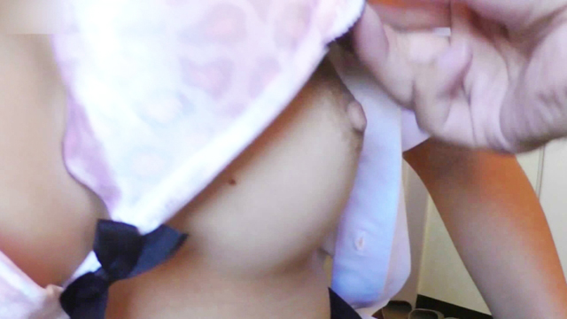 パンツを売る女 Vol.13 美白なボディにコリッとした乳首がエロ過ぎます！