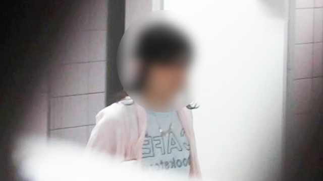 幻 ～令和の幕開け～ Vol.004奥の個室半ケツの童顔なJD風乙女にうっとりフルぼっ起ｗ