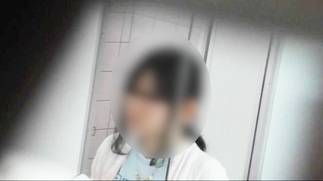 幻 ～令和の幕開け～ Vol.004奥の個室半ケツの童顔なJD風乙女にうっとりフルぼっ起ｗ