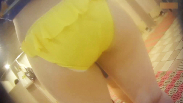 幻 プール編 Vol.050 プリっとしたお尻にマンチラ丸見え!