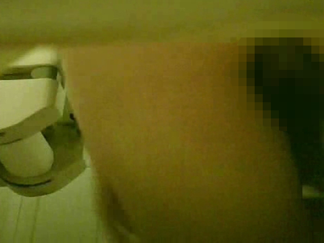 アブノーマルお兄さん アーカイブ 女子トイレ盗撮 Vol.10生理用ナプキン丸出しです！