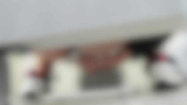 マ○コ丸見え！第三体育館潜入撮 File067空爆前撮りにヒヤヒヤしますｗ