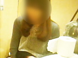ガチ盗撮!突撃!女子化粧室の真実  Vol.18大人なスレンダー女性ペロンとお尻丸出し!
