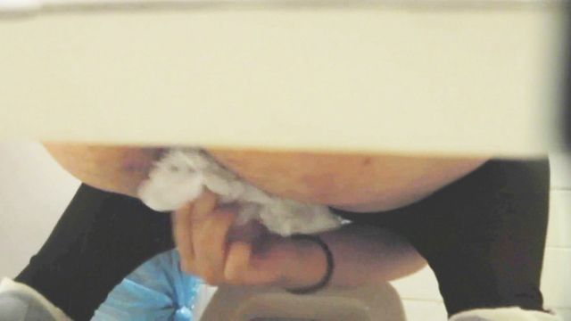 お銀さんの洗面所突入レポート！！ Vol.41　チラッとバレ？