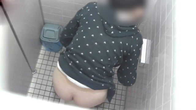 お銀さんの洗面所突入レポート！！ Vol.44ヒールのバックショットがエロ過ぎMAX！