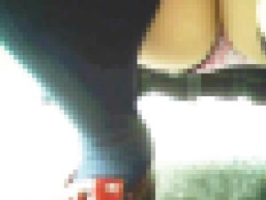 激ヤバ作品！低空飛行部隊さんの声かけ盗撮 Vol.06 制服女子・ピンクのパンツ