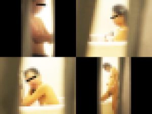 美女達の私生活に潜入 美人OL入浴シーン！！